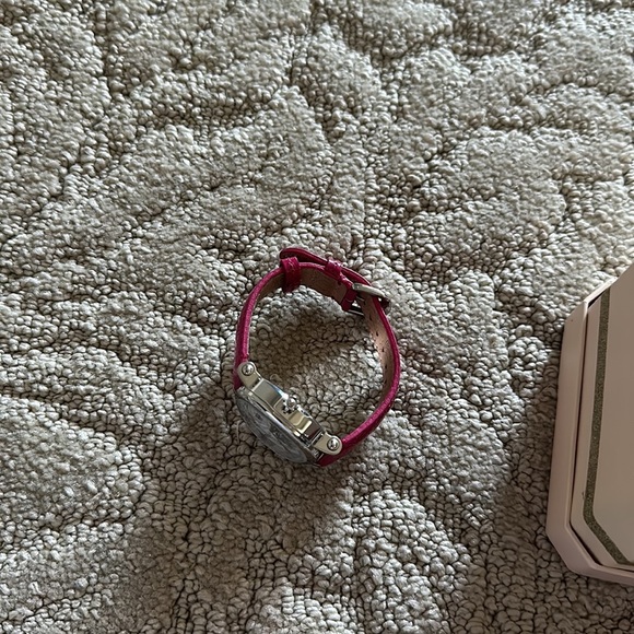 Y2K Juicy Couture RARE Vintage Pink Watch - Picture 2 of 4